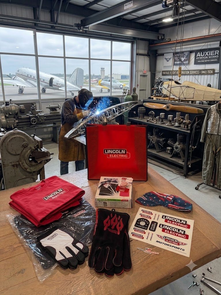 WeldingMart Lincoln Power MIG 211i MIG Welder Bonus Package
