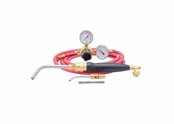The Harris Inferno 3B Quick Connect Kit CGA-520 (4400083) includes a red hose, two pressure gauges, brass connectors, black handle, curved metal nozzle, and Allen wrench— all displayed against a white background.