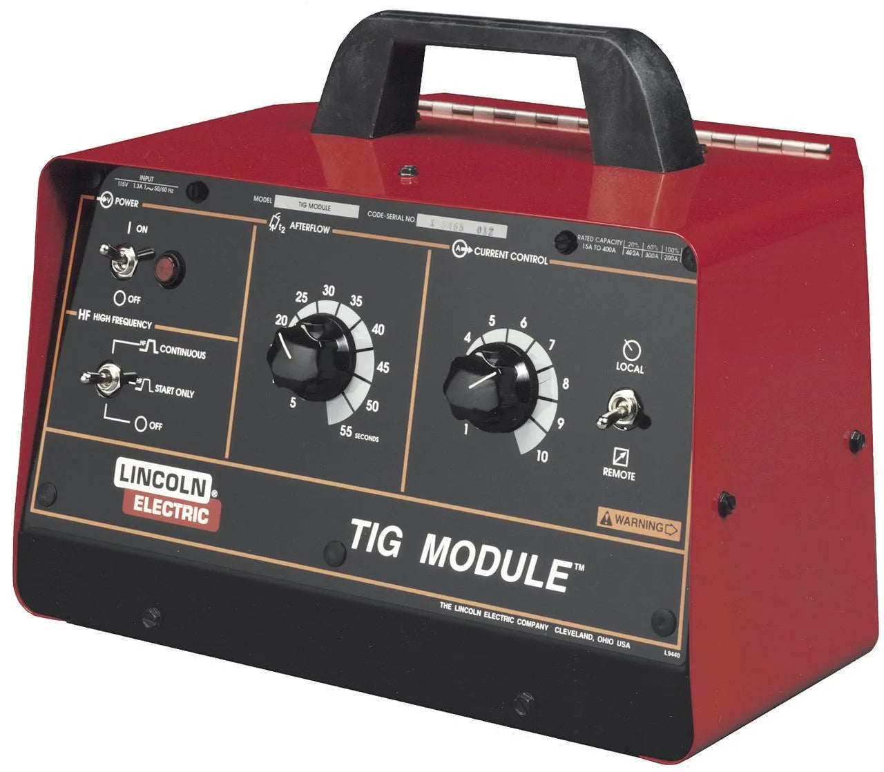 What type of input power does the module require?