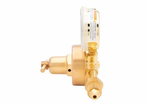 A Harris 425 single-stage industrial regulator with a pressure gauge is shown from the side against a white background. The circular, labeled gauge and Argon regulator fittings, as well as the control knob, are clearly visible.
