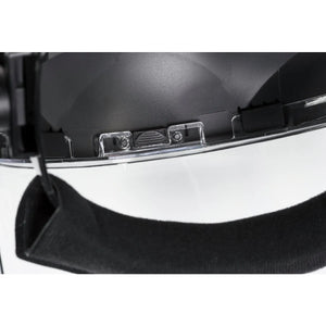 Lincoln OMNIShield Clear Face Shield K3752-1 for welding; close-up of visor attachment, dual coating, padded chin strap protection.
