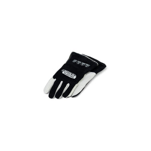 The Lincoln Premium A6 Cut TIG Welding Gloves XL K5536-XL feature a black cowhide top hand, white goatskin palm and fingers, a keystone thumb, black cowhide safety cuffs, Kevlar stitching and LINCOLN ELECTRIC branding.